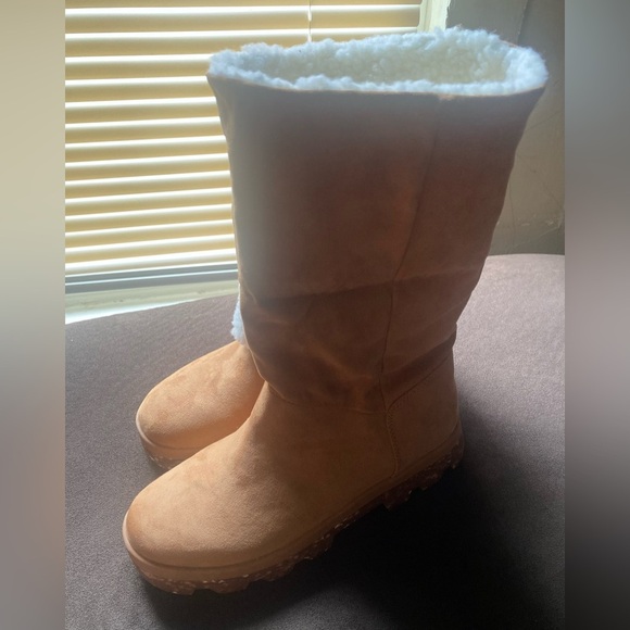 Cool Planet by Steve Madden winter boots - Picture 9 of 9